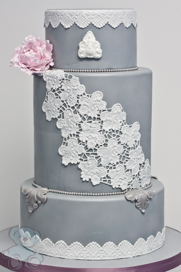 Elaborate Wedding Cake Design