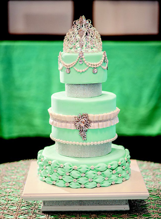 Elegant Sweet 16 Cakes