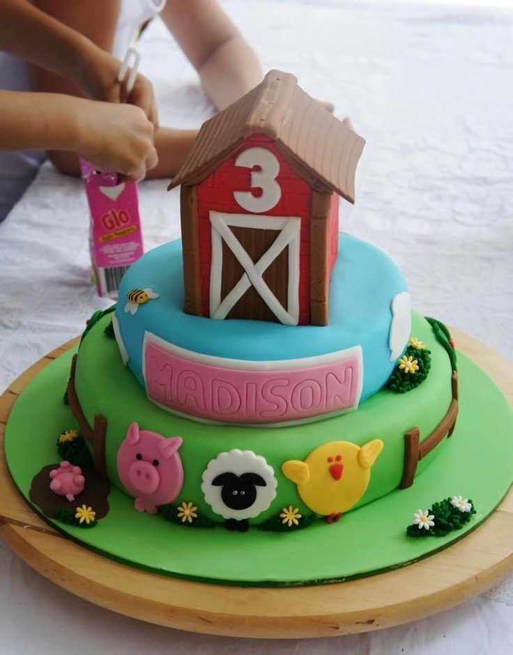 Farm Animals Birthday Cake