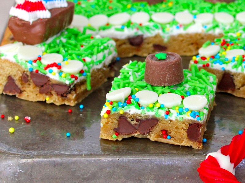 7 Photos of Football Field Cakes For Occasions 7 Photos of Football Field Cakes For Occasions