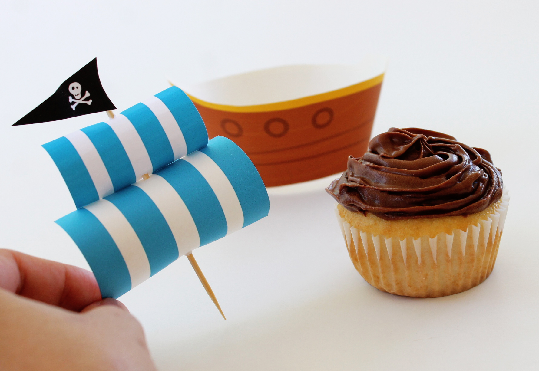 Free Printable Pirate Ship Cupcake Toppers