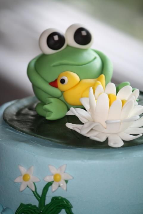 13 Photos of Lily Pad Pond Frog Cakes