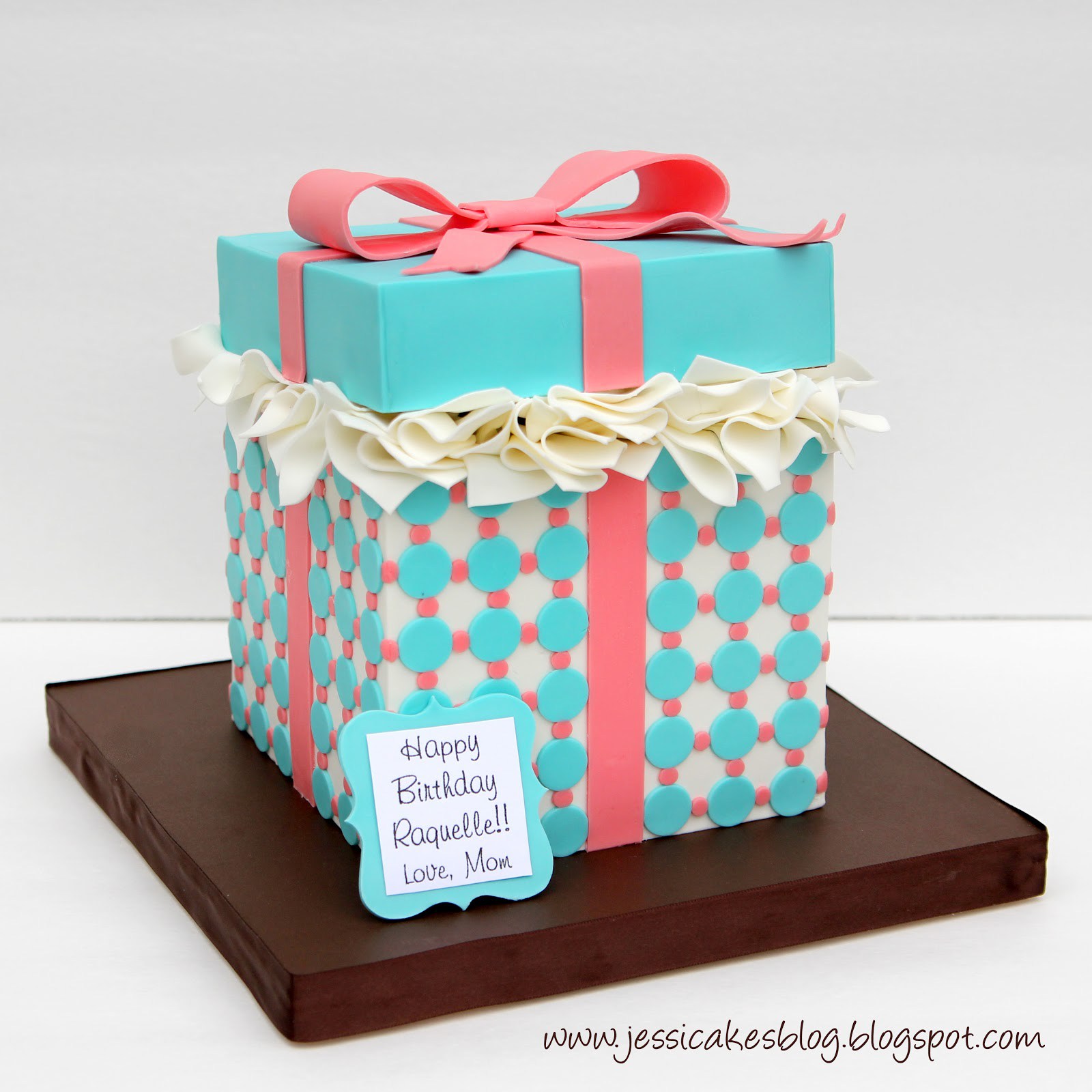 Gift Box Cake Tutorial
