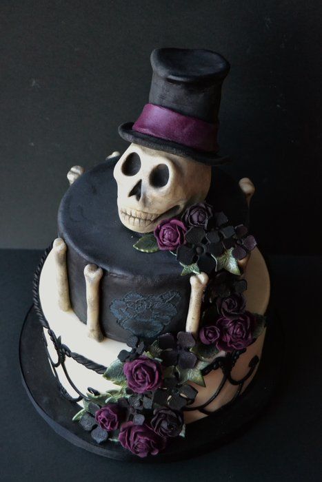 Halloween Skull Birthday Cakes