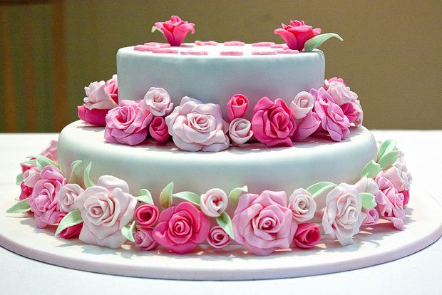 Happy Birthday Rose Cake Flowers