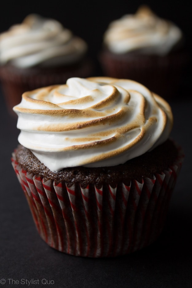 Hot Chocolate Cupcakes with Marshmallow Frosting Hot Chocolate Cupcakes with Marshmallow Frosting