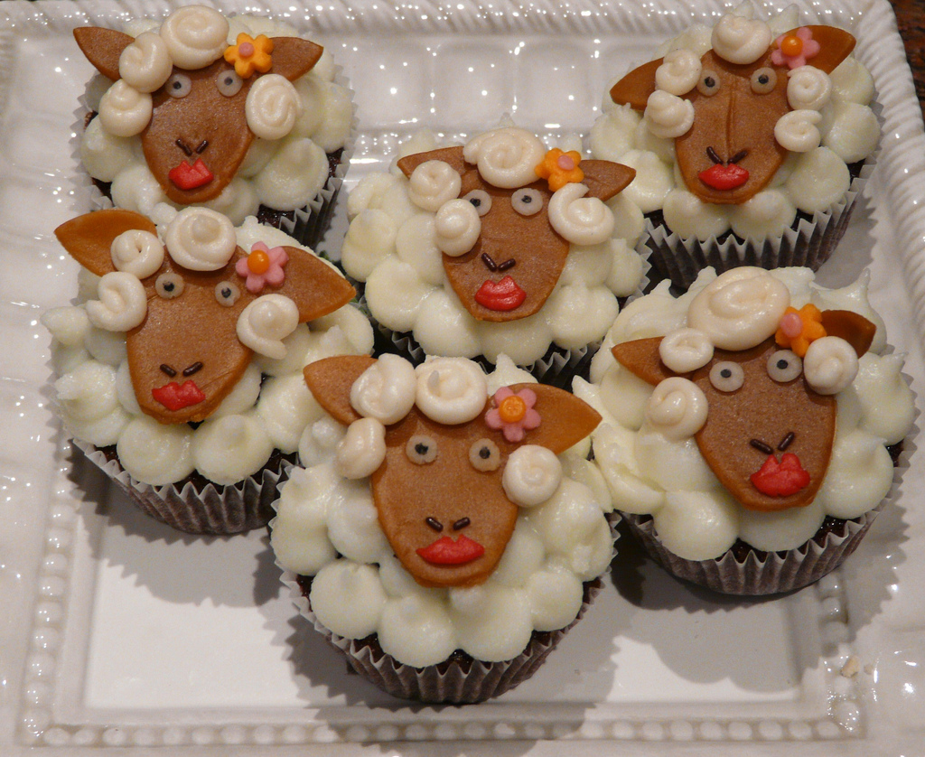 7 Photos of Mary Had A Little Lamb Cupcakes 7 Photos of Mary Had A Little Lamb Cupcakes