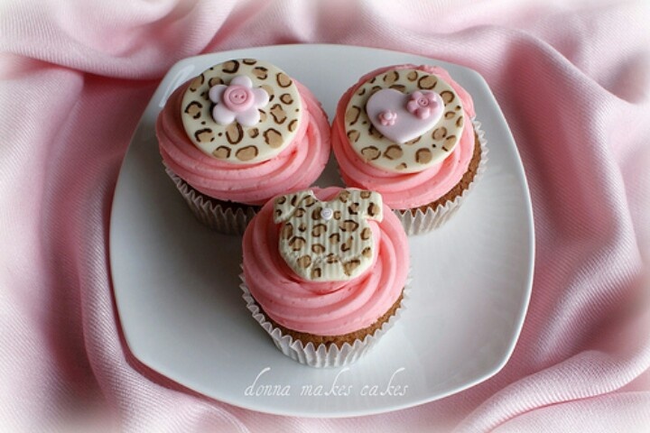 Leopard Print Baby Shower Cupcakes Leopard Print Baby Shower Cupcakes