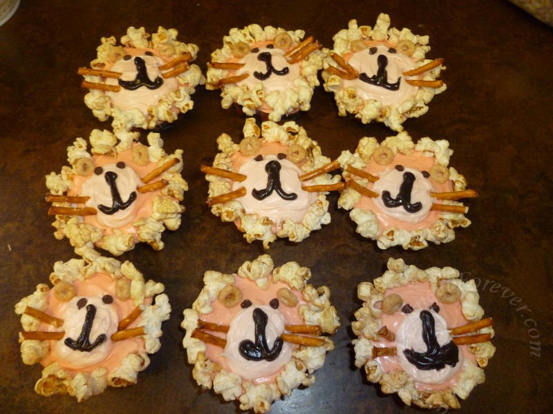 Lion Cupcakes Popcorn