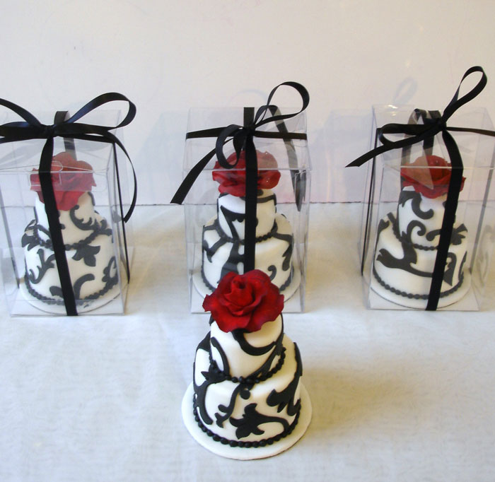 Mini Wedding Cakes