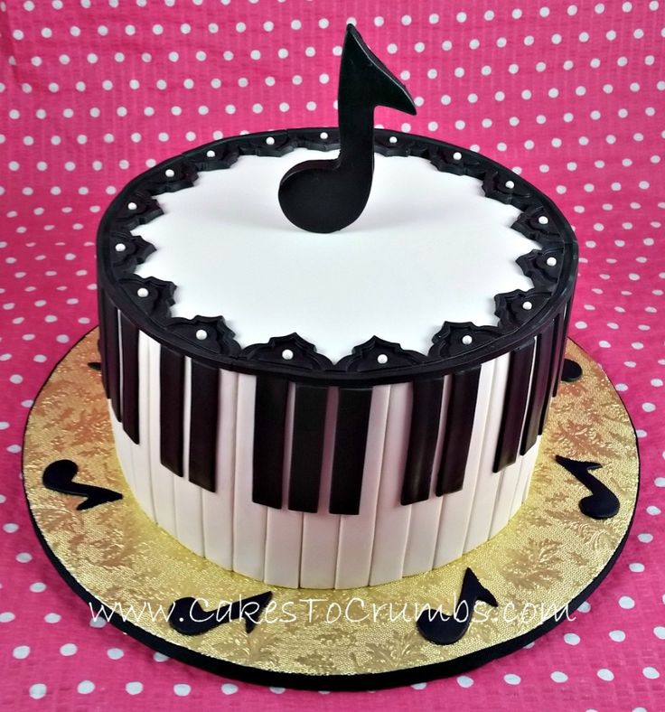 Music Note Cake