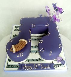 11 Photos of Cakes Shaped Like Musical Notes