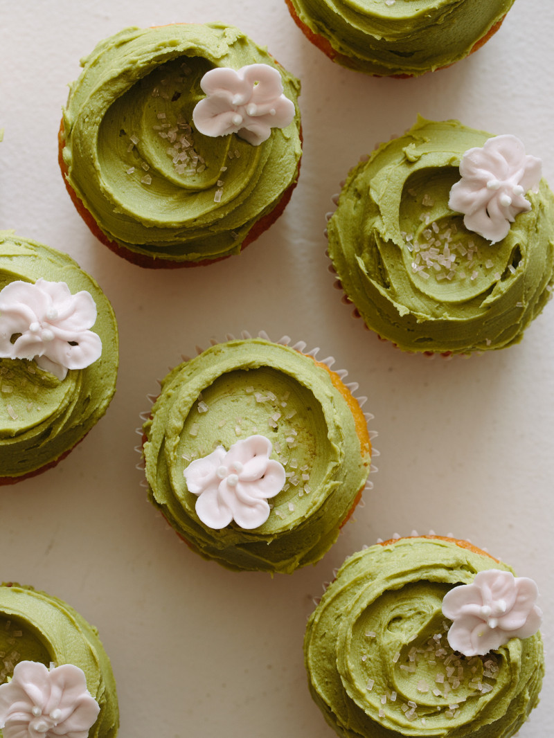 Orange Cupcakes with Vanilla Frosting