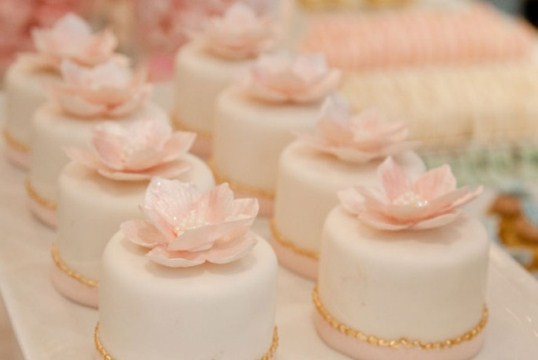 Pink Mini Wedding Cake Ideas