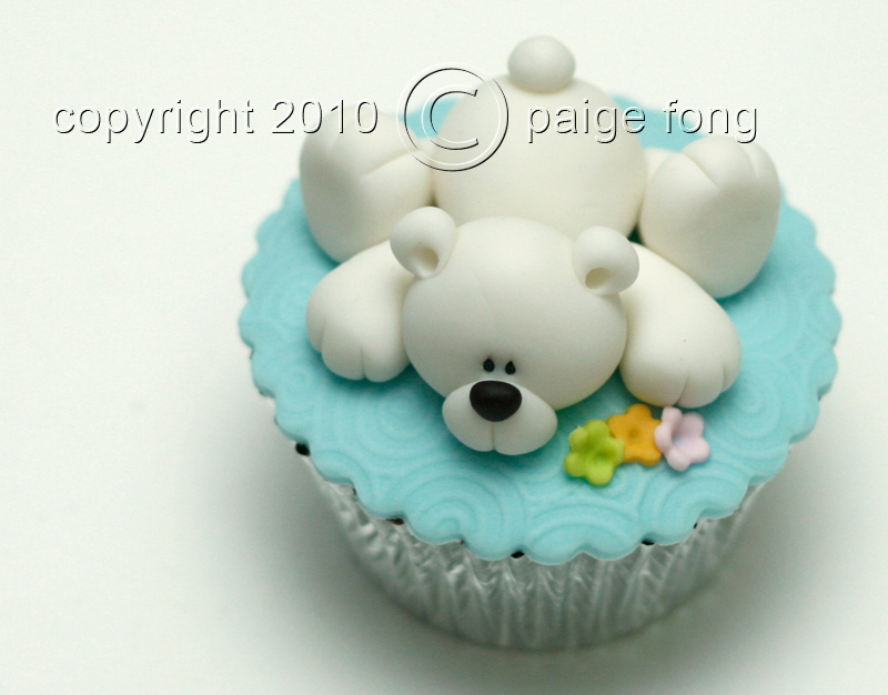 Polar Bear Fondant Cupcake