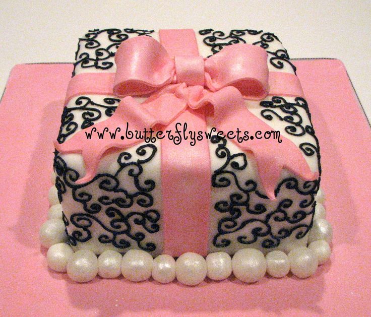 Square Gift Box Birthday Cake