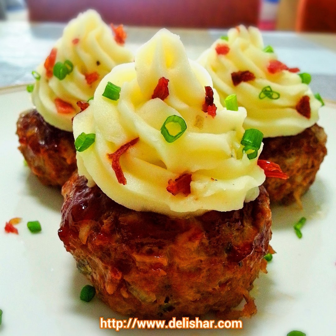 Stuffed Meatloaf Cupcakes with Mashed Potatoes