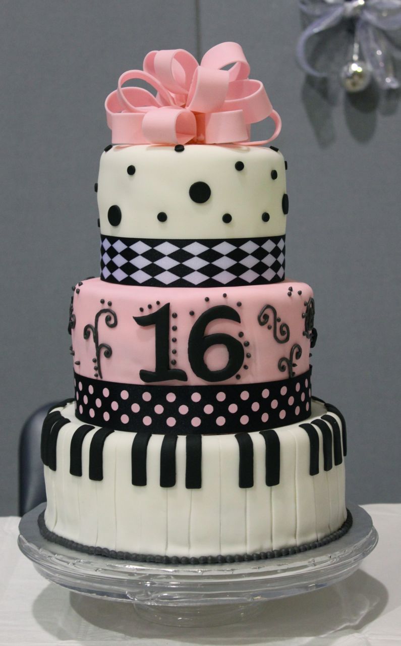 Sweet 16 Piano Birthday Cakes