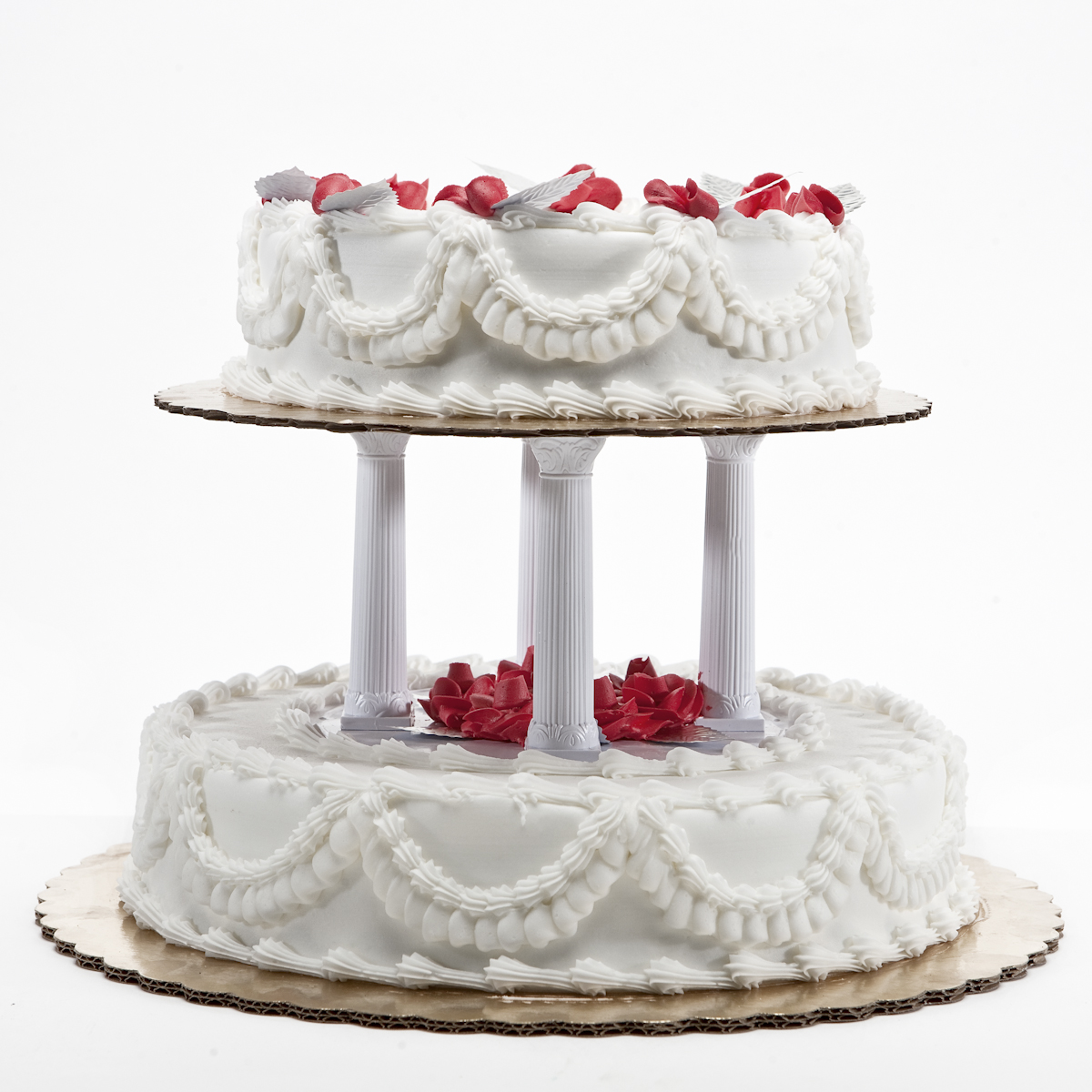 Traditional Two Tier Wedding Cake Traditional Two Tier Wedding Cake