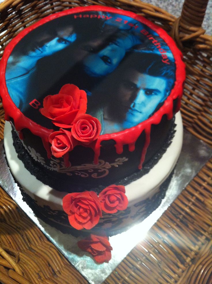 Vampire Diaries Birthday Cake Vampire Diaries Birthday Cake