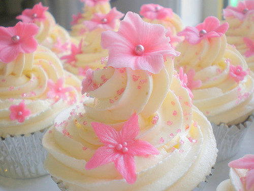 Vanilla Cupcakes with Pink Flowers