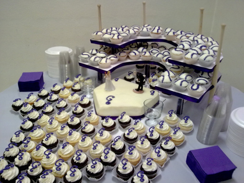 Baseball-Themed Wedding Cupcakes