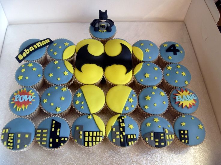 Batman Cupcakes