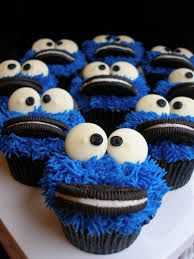 Cookie Monster Cupcakes with Oreos