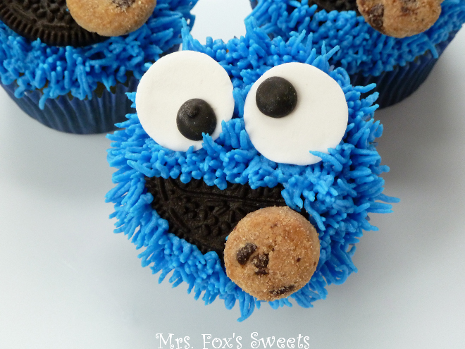 Cookie Monster Cupcakes