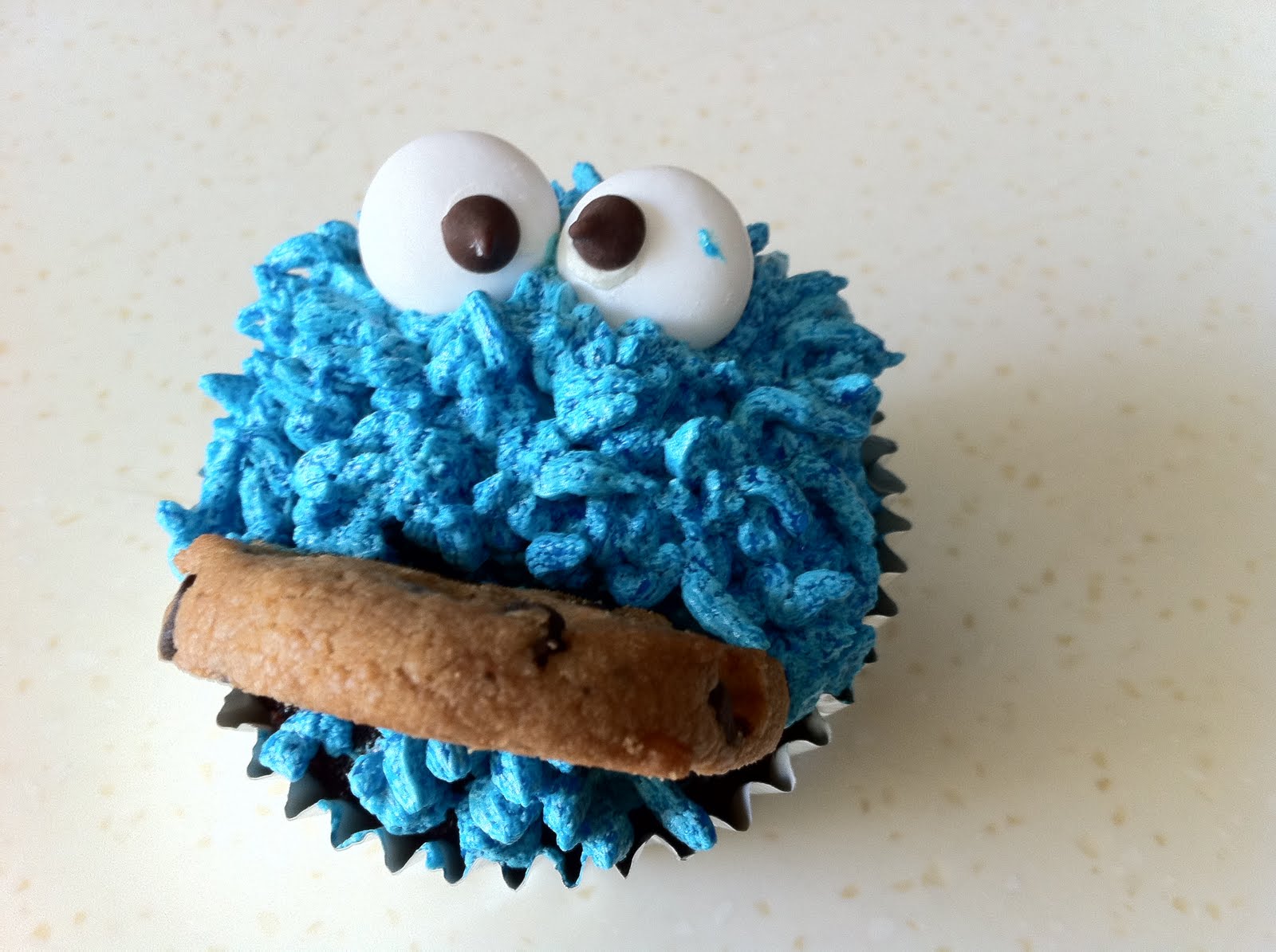 Cookie Monster Cupcakes