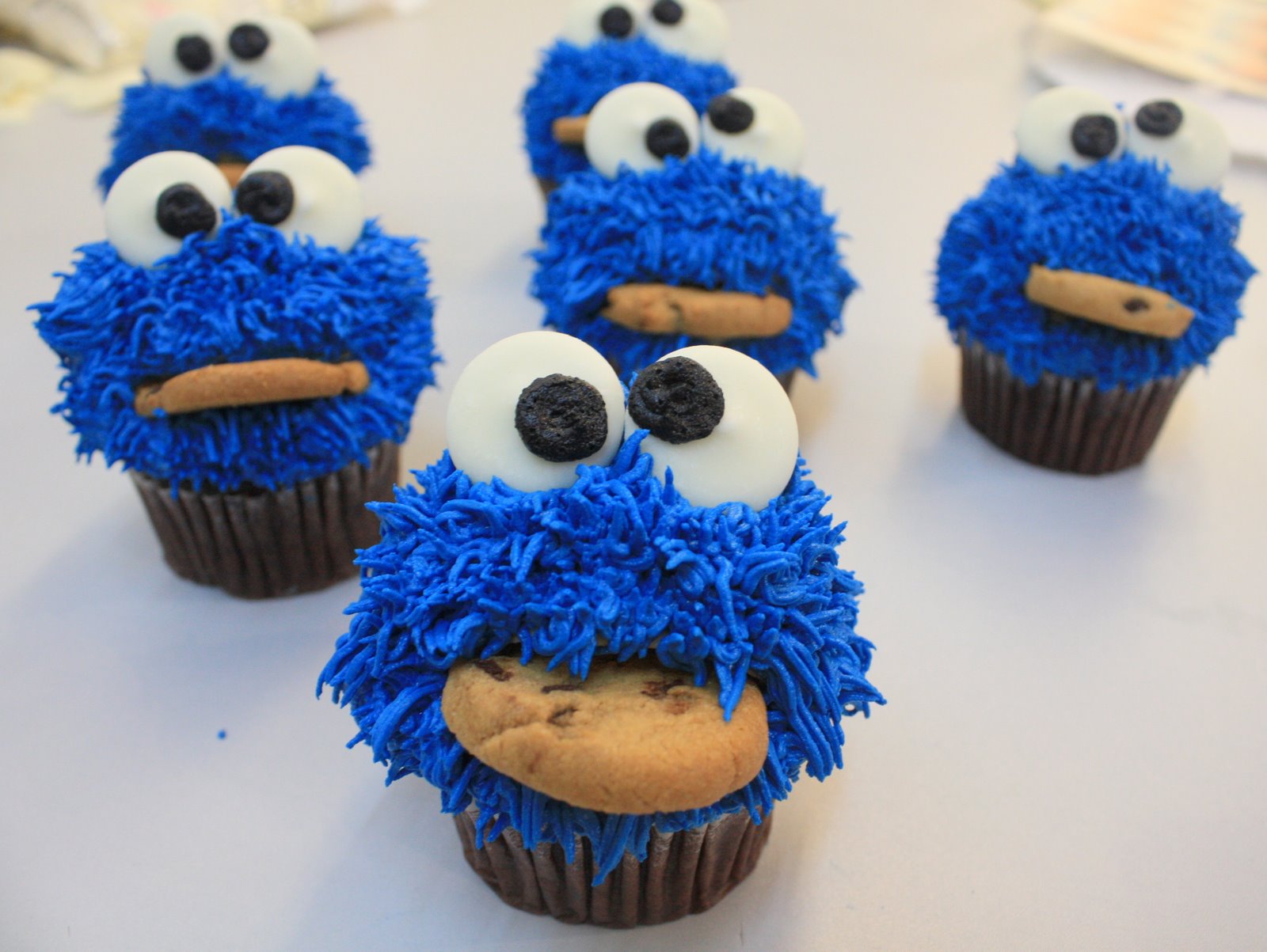 Cookie Monster Cupcakes