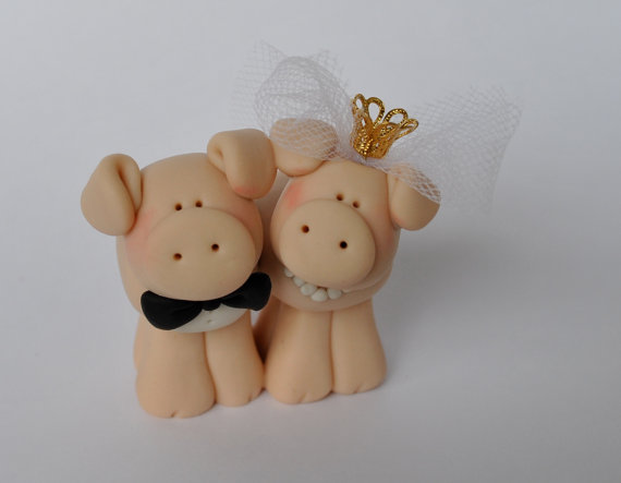 Cute Bride and Groom Wedding Cake Topper