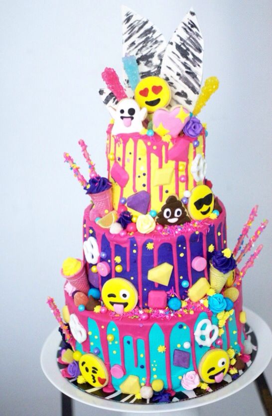 Emoji Birthday Cake Ideas Girls