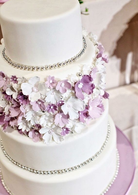 Flowers Purple and Silver Wedding Cakes