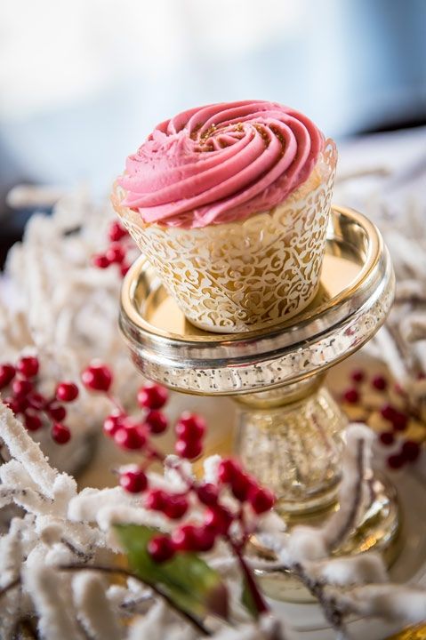 Gigi's Cupcakes.wedding Cake