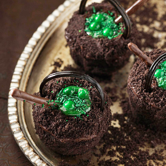 Halloween Cauldron Cupcakes