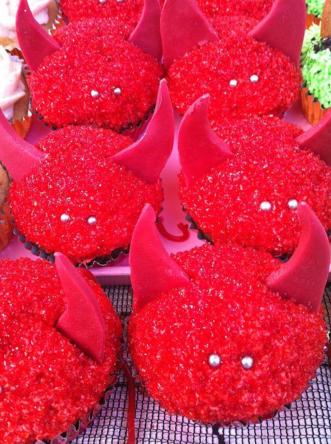 Halloween Devil Cupcakes