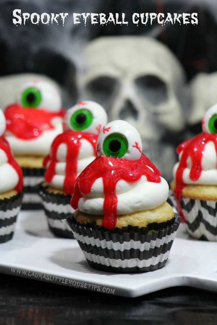 Halloween Eyeball Cupcakes