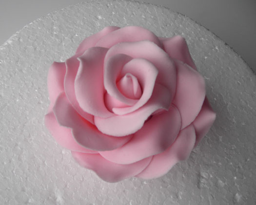 How to Make Sugar Paste Roses