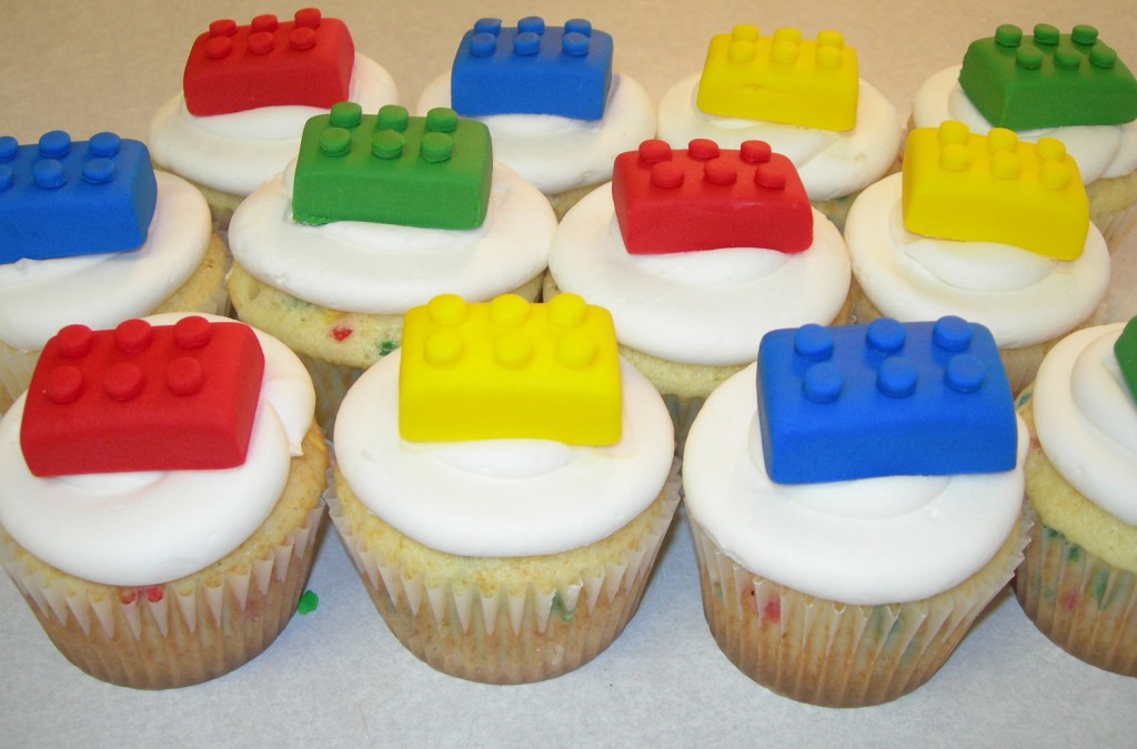 LEGO Cupcakes LEGO Cupcakes