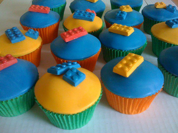 LEGO Cupcakes LEGO Cupcakes