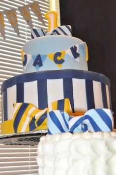 Men Bow Tie Birthday Cakes