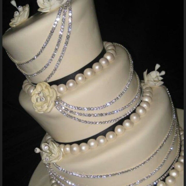 Pearls and Bling Wedding Cake