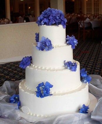Pictures of Wedding Cake Blue with White Flowers