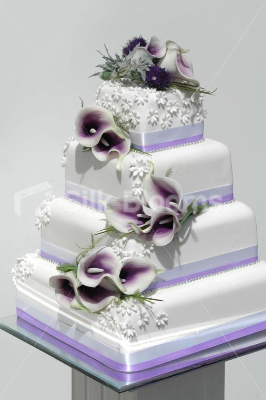 Purple Calla Lily Wedding Cake