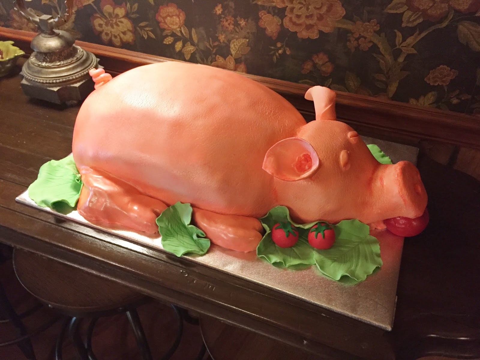 Roasted Pig Cake
