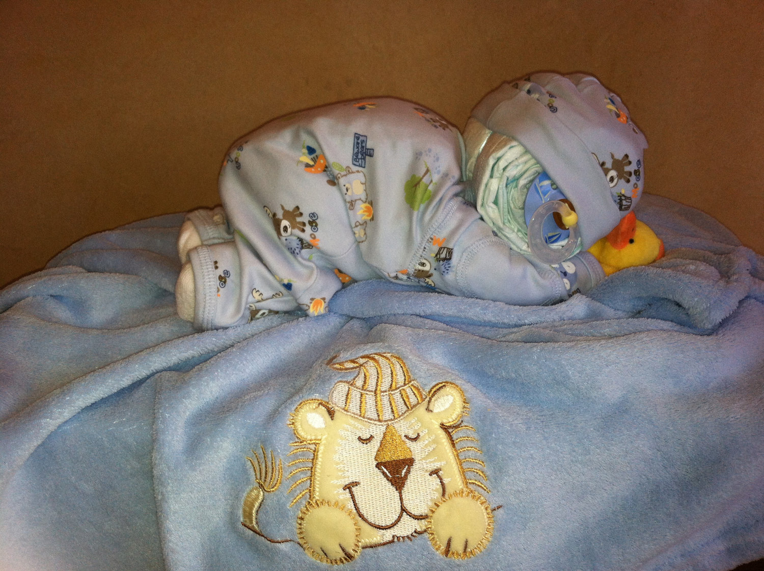 Sleeping Baby Diaper Cakes for Baby Shower Sleeping Baby Diaper Cakes for Baby Shower