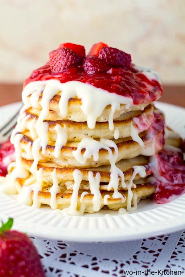 6 Photos of Pancakes Strawberry Syrup Cheesecake