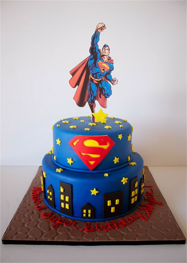 8 Photos of Superman Fondant Cupcakes