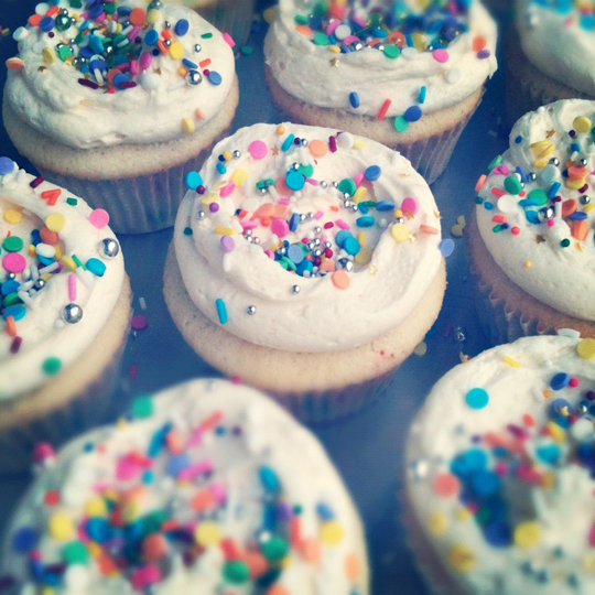 Vanilla Funfetti Cupcakes